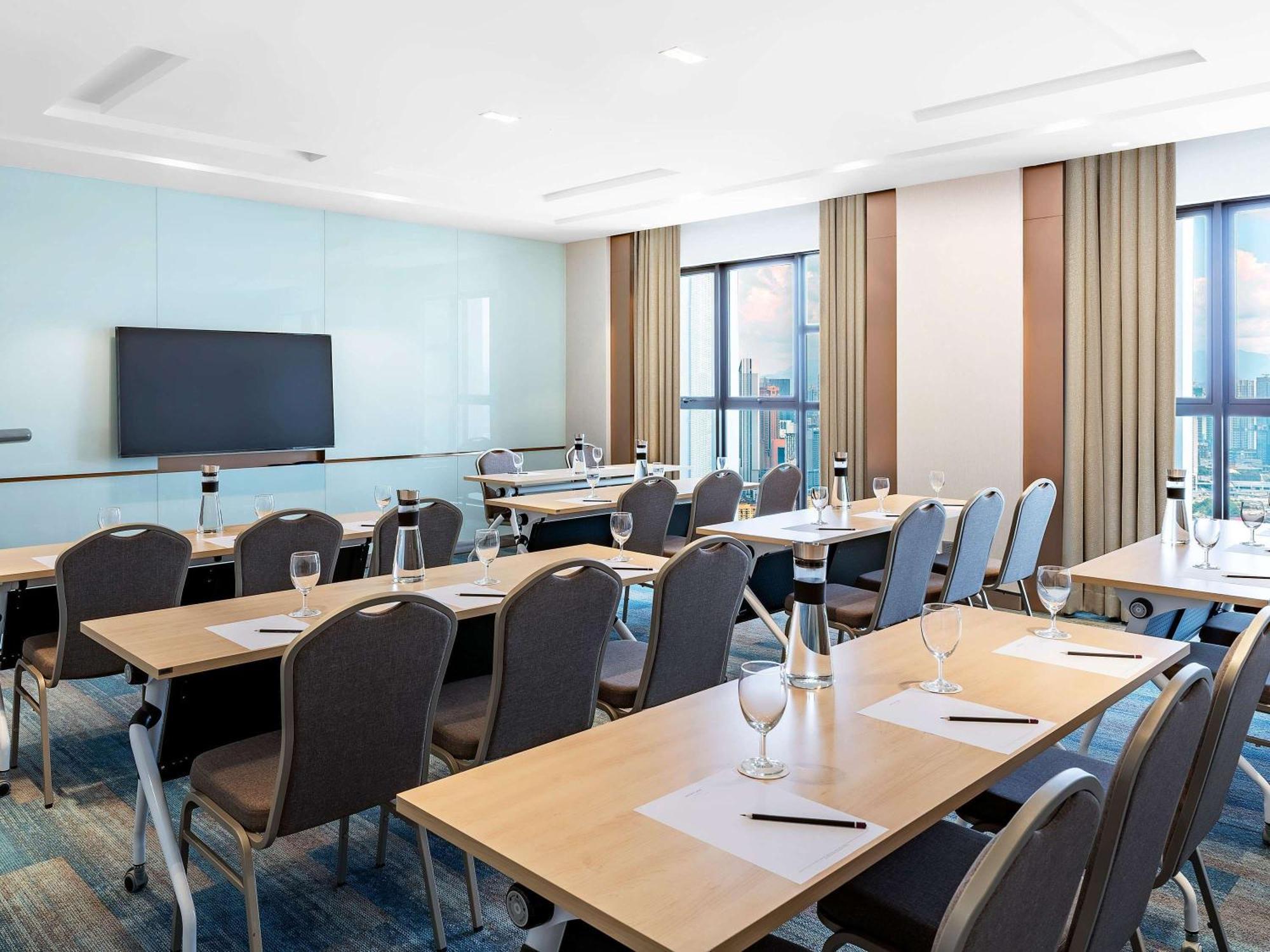 Mercure Trion Hotel 4*